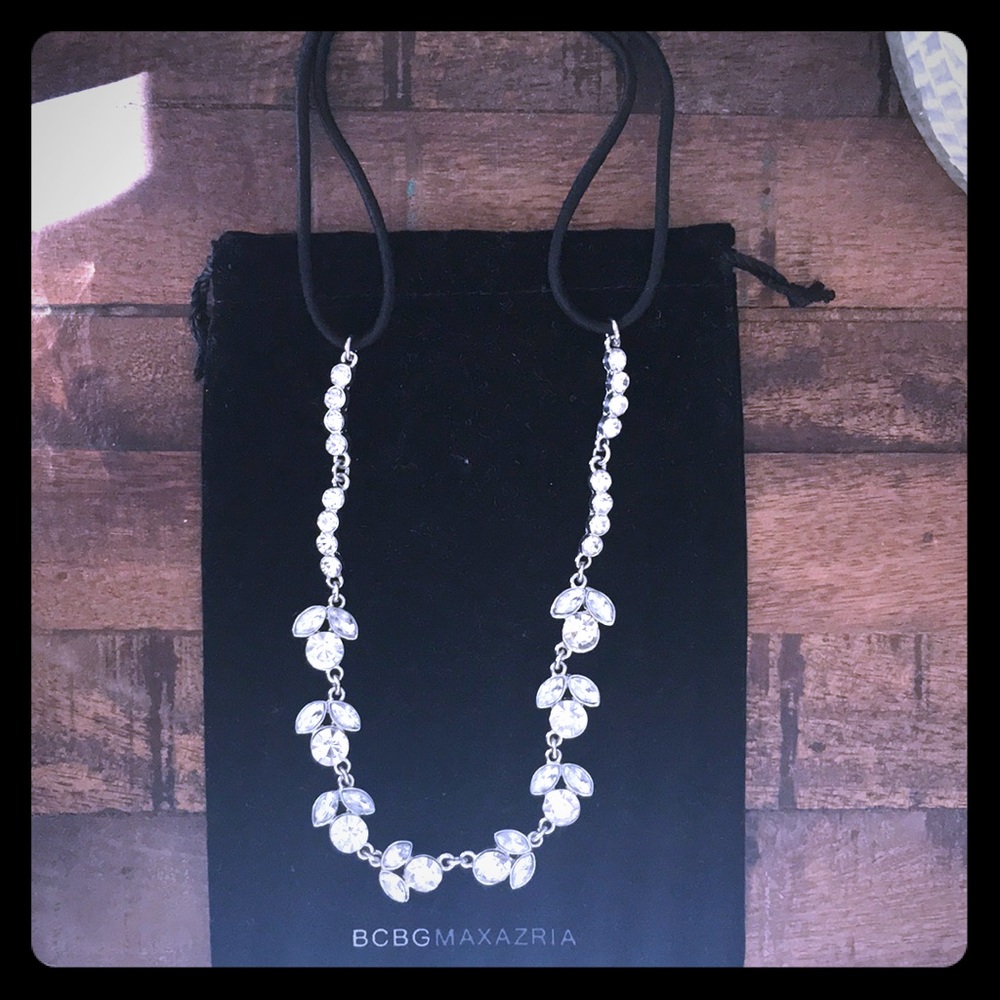 BCBG MAXAZRIA headpiece